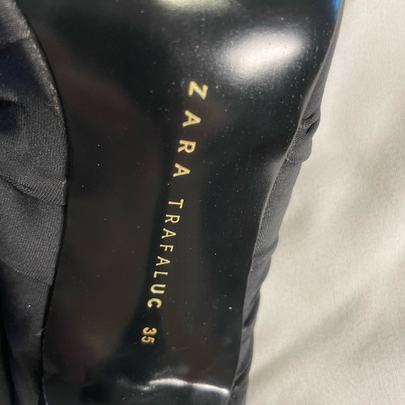 Black Satin Knot Mule Heels Pointed Toe Minimal Chic Size 5 - Picture 7 of 9